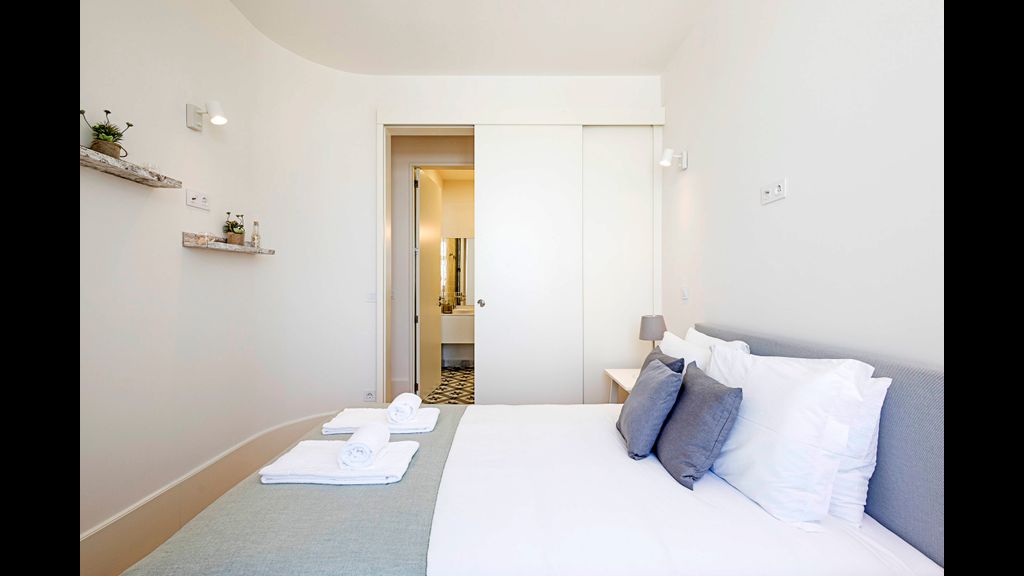 Cozy and Homely Getaway by LovelyStay
