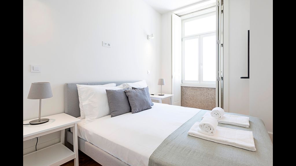 Cozy and Homely Getaway by LovelyStay