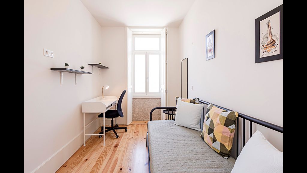 Cozy and Homely Getaway by LovelyStay