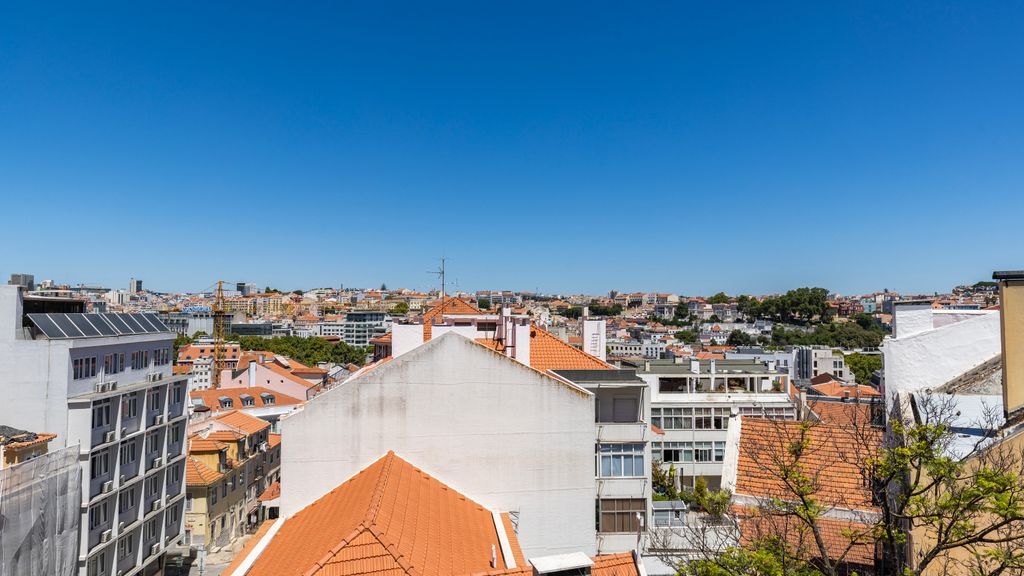 Design 3BDR Duplex W/Balcony by LovelyStay
