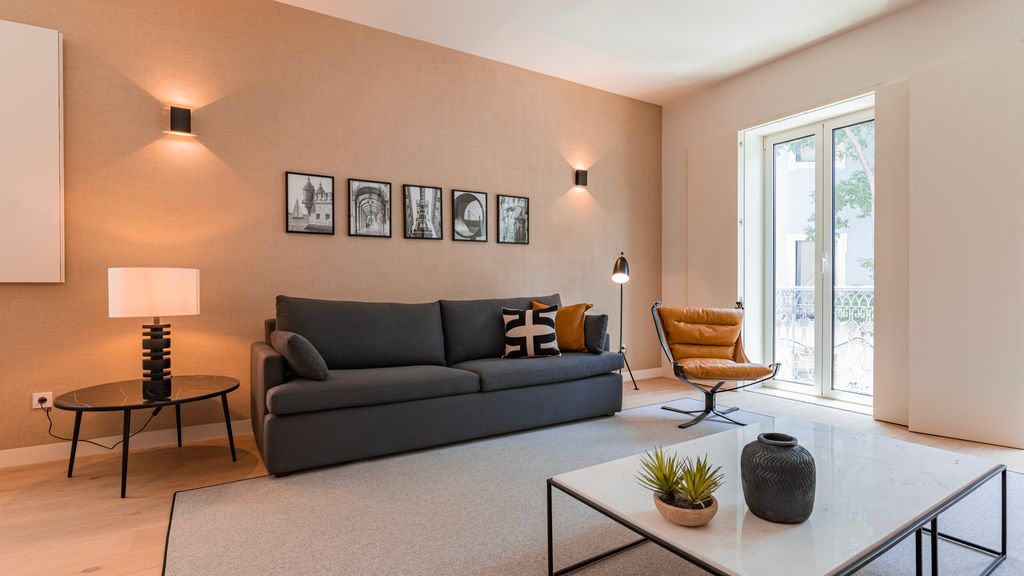 Liberdade Elegance W/Rooftop Pool by LovelyStay