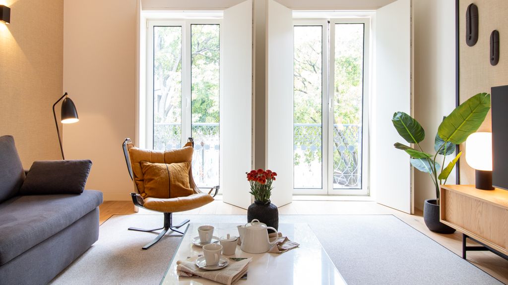 Liberdade Elegance W/Rooftop Pool by LovelyStay