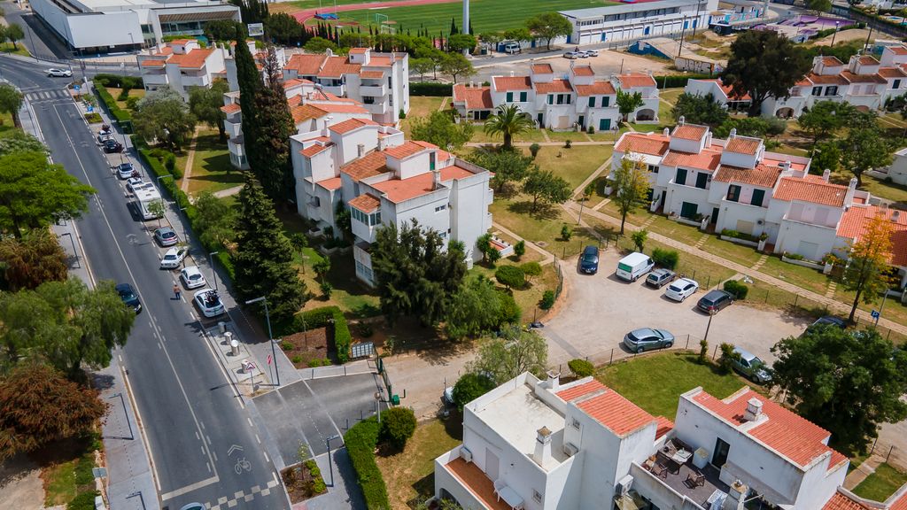 1 BDR Vilamoura Escape W/ Patio by LovelyStay