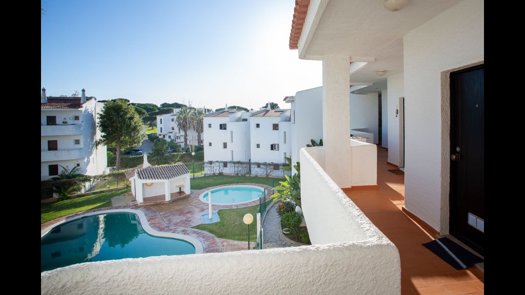 Terraços do Mar Flat W/ Pool by LovelyStay