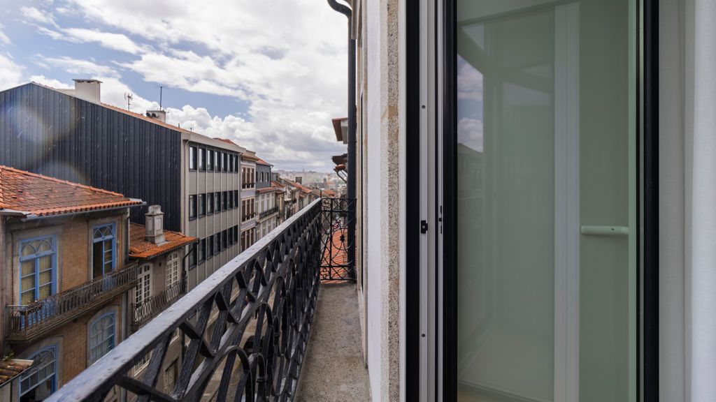 Almada 551 - 3.1 l Luxury Living by LovelyStay
