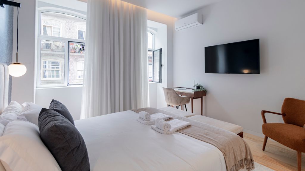 Almada 551 - 1.1 l Stylish Getaway by LovelyStay
