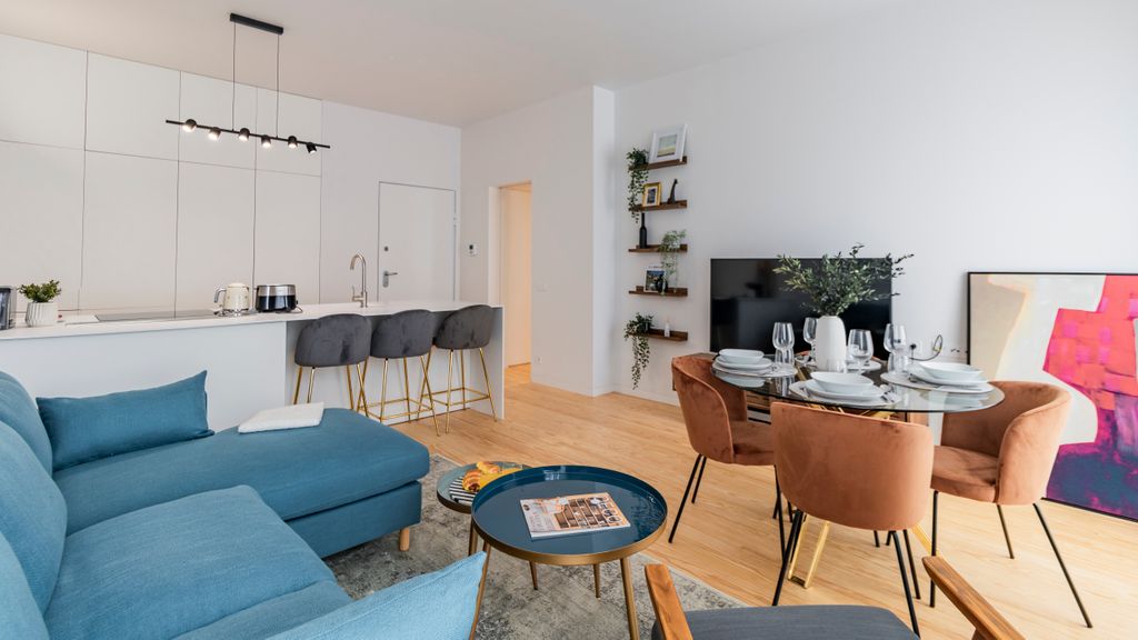 Almada 551 - 1.1 l Stylish Getaway by LovelyStay