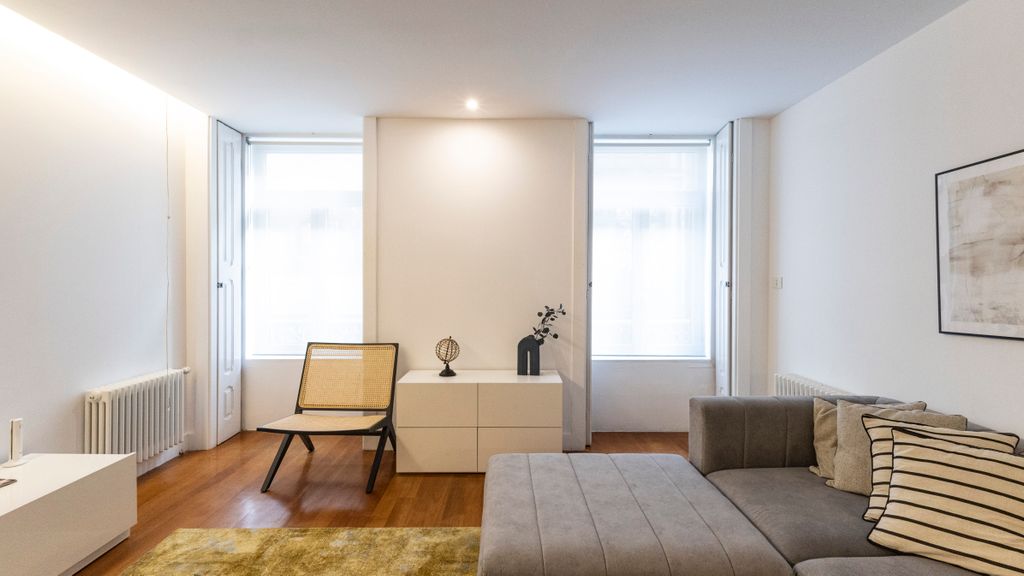 Fábrica Three-Story Charm by LovelyStay