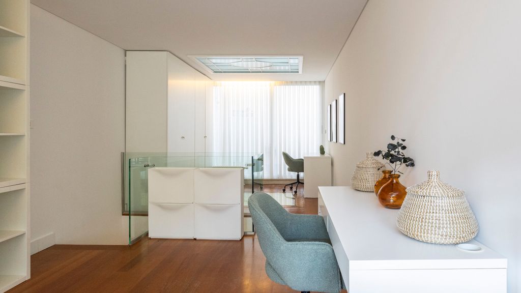 Fábrica Three-Story Charm by LovelyStay