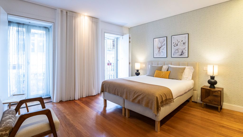 Fábrica Three-Story Charm by LovelyStay