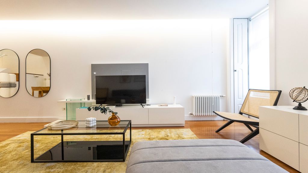 Fábrica Three-Story Charm by LovelyStay