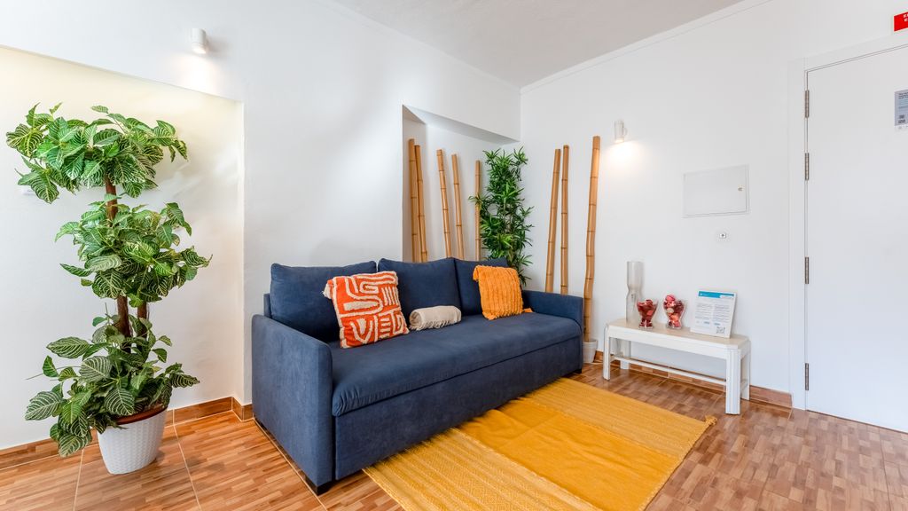 Praia da Rocha Apartment by LovelyStay