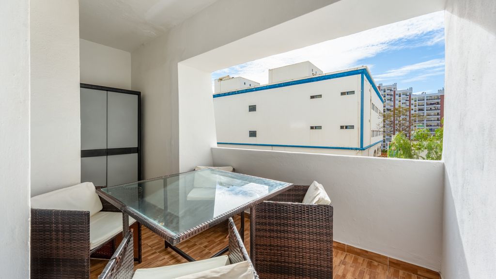 Praia da Rocha Apartment by LovelyStay