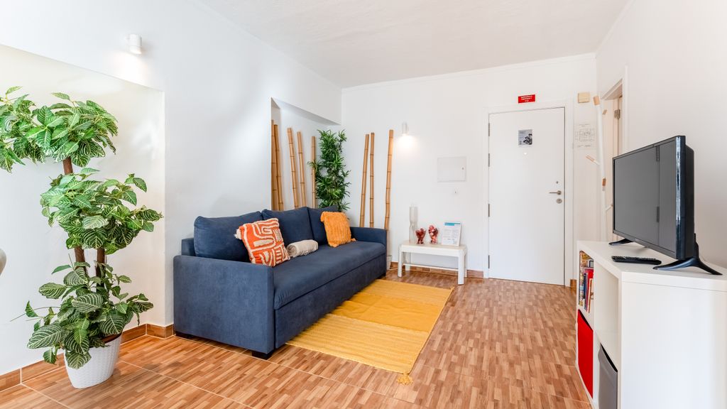 Praia da Rocha Apartment by LovelyStay