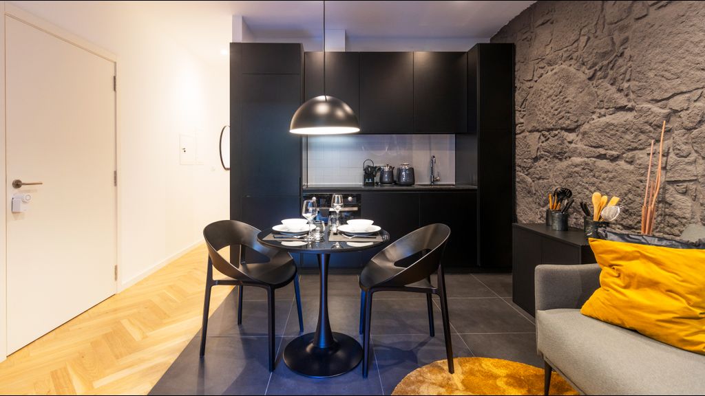 Luxury Oasis in Bonfim by LovelyStay