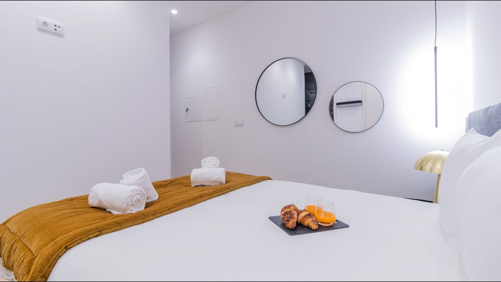 Luxury Oasis in Bonfim by LovelyStay