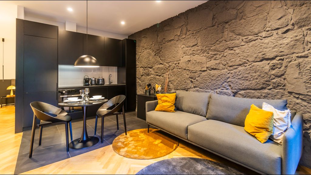 Luxury Oasis in Bonfim by LovelyStay