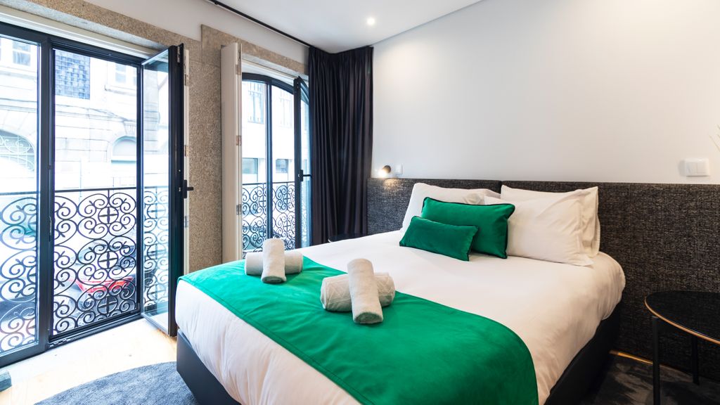Premium 2BR Flat near Santa Catarina by LovelyStay