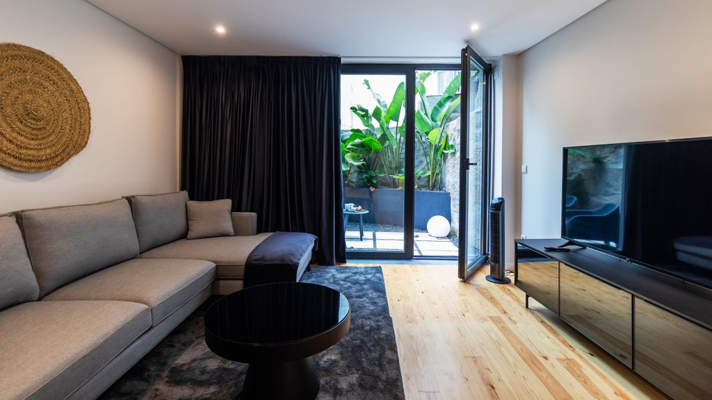 Premium 2BR Flat near Santa Catarina by LovelyStay
