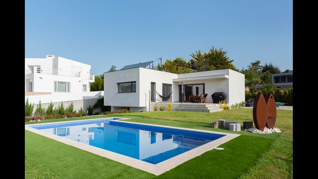 Amazing Sintra: Private Pool & Views by LovelyStay