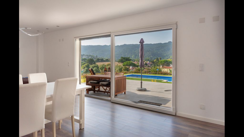 Amazing Sintra: Private Pool & Views by LovelyStay