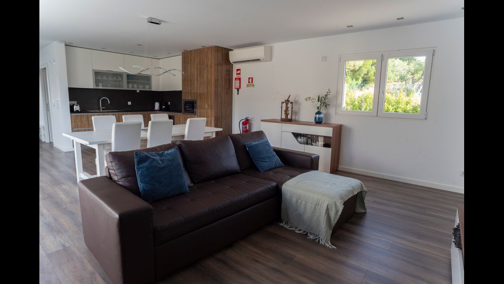 Amazing Sintra: Private Pool & Views by LovelyStay