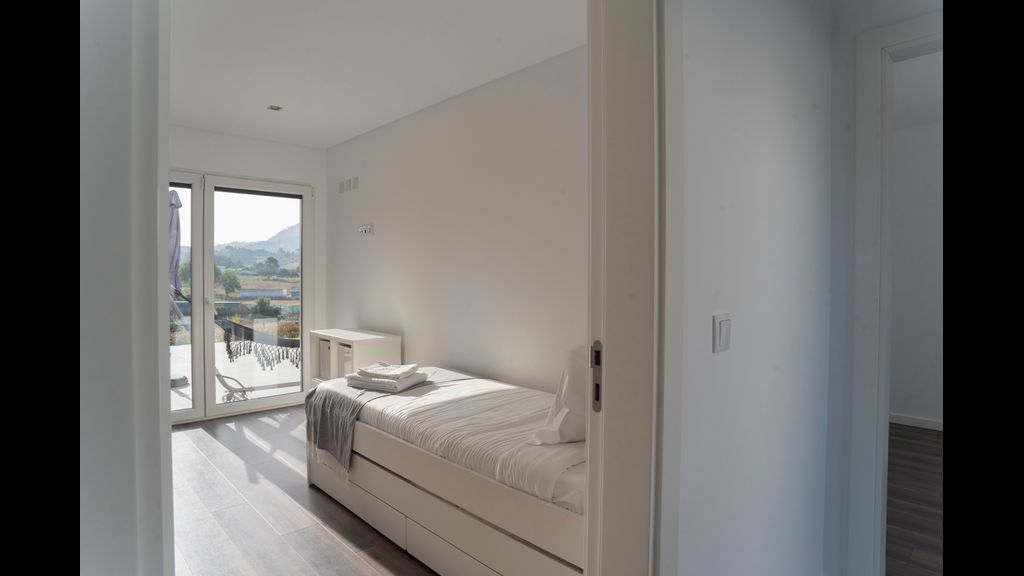 Amazing Sintra: Private Pool & Views by LovelyStay