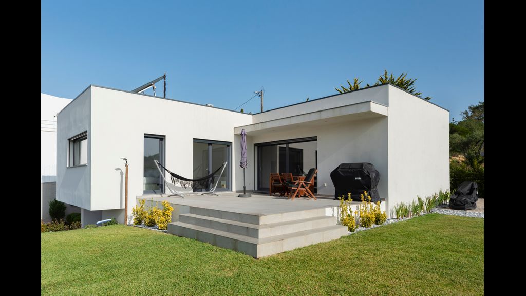 Amazing Sintra: Private Pool & Views by LovelyStay