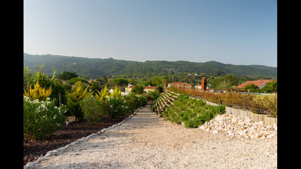 Amazing Sintra: Private Pool & Views by LovelyStay
