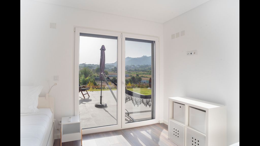 Amazing Sintra: Private Pool & Views by LovelyStay