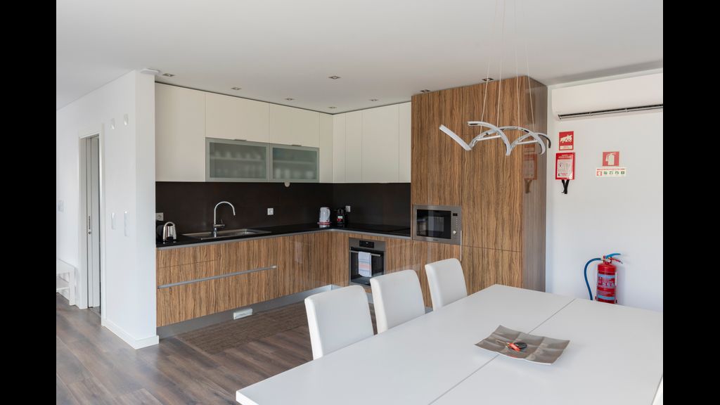 Amazing Sintra: Private Pool & Views by LovelyStay