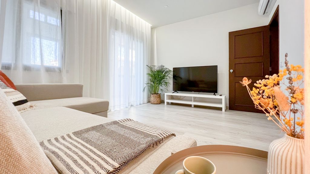 Loulé Sunny Retreat 1 by LovelyStay