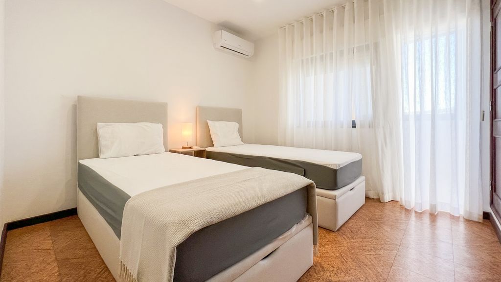Loulé Sunny Retreat 3 by LovelyStay