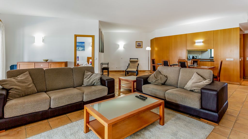 Wonderful Flat W/ Big Patio by LovelyStay