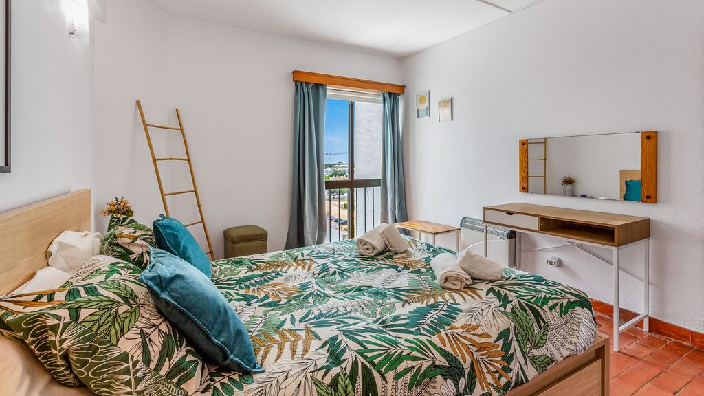 Peaceful Flat in Lagos by LovelyStay