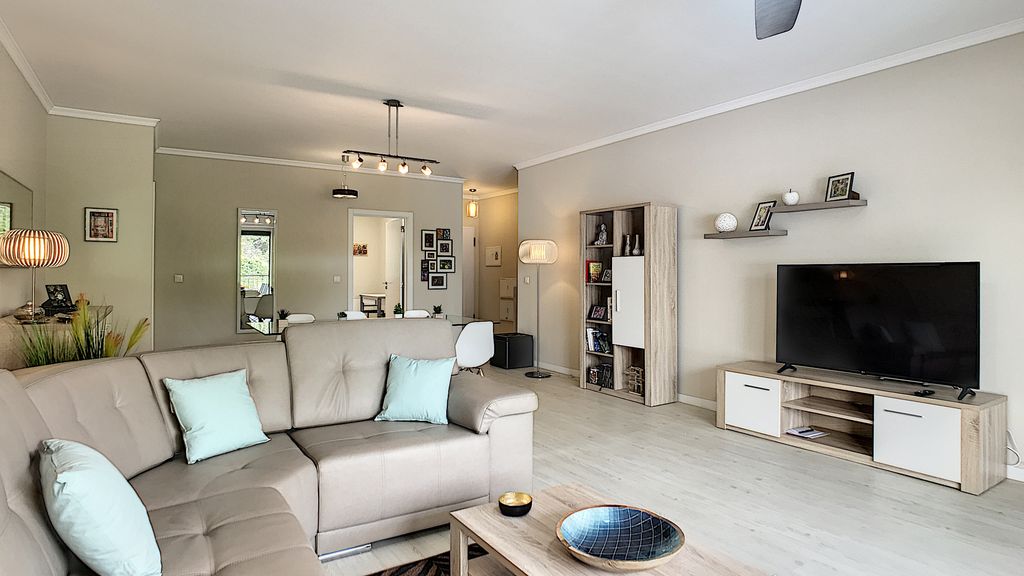 Apartment Lotus by LovelyStay