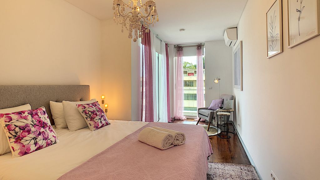 Apartment Sunniva by LovelyStay
