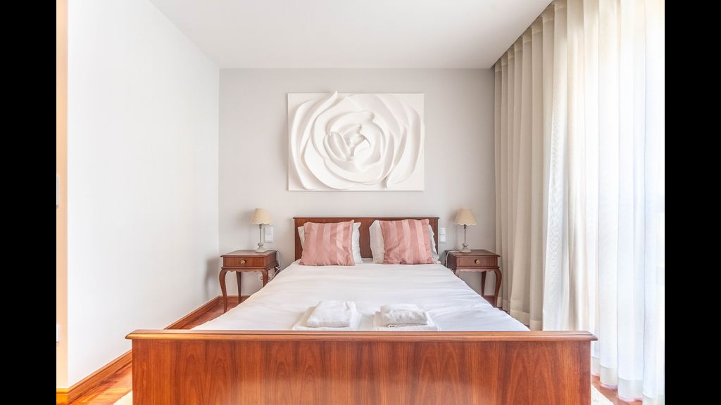 Portus Cale by LovelyStay