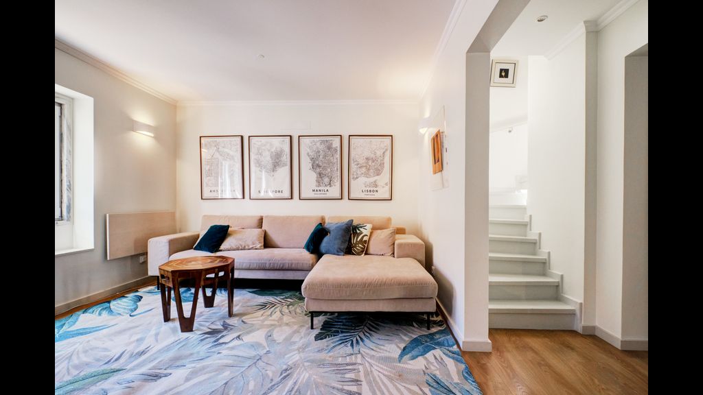 Comfortable Town House in Quiet Area by LovelyStay