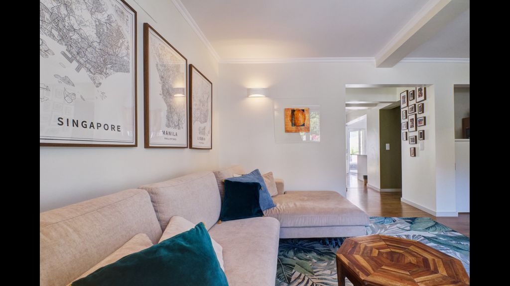 Comfortable Town House in Quiet Area by LovelyStay