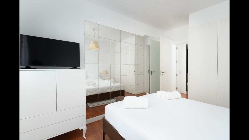 2 BDR Apartment W/Pool and Jacuzzi by LovelyStay