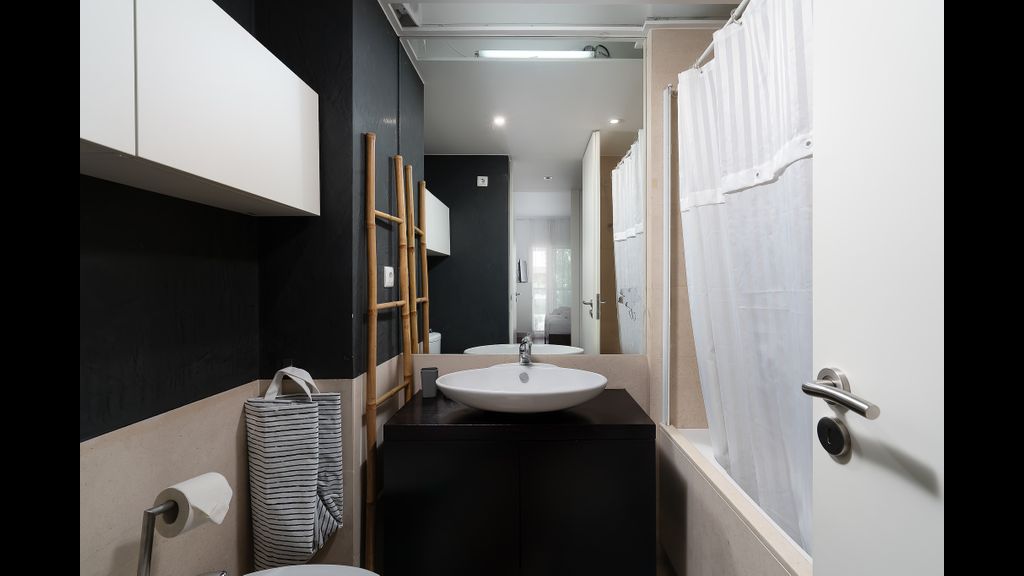 2 BDR Apartment W/Pool and Jacuzzi by LovelyStay