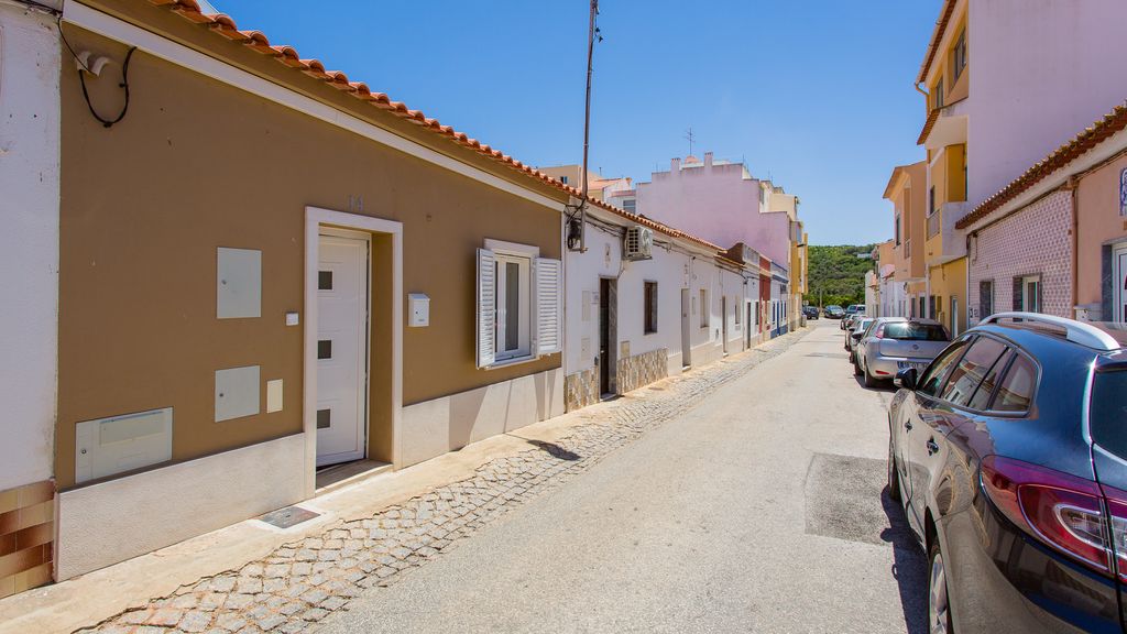 Stunning Flat in Silves by LovelyStay
