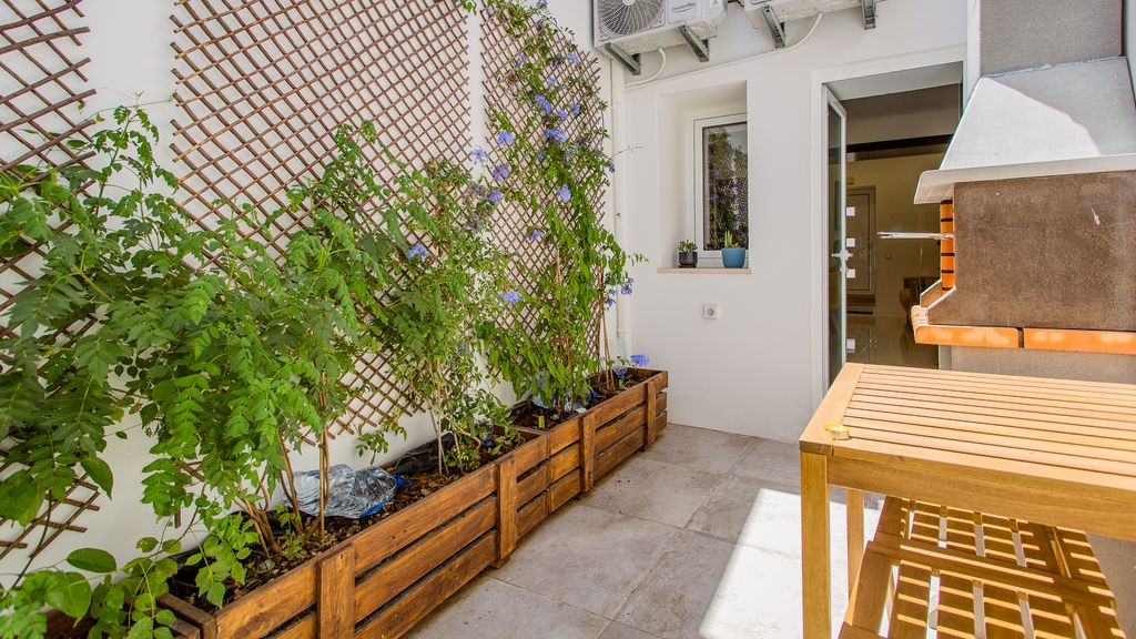 Stunning Flat in Silves by LovelyStay
