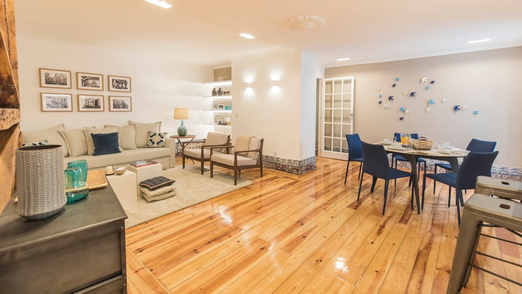 Downtown Magnificent Flat by LovelyStay