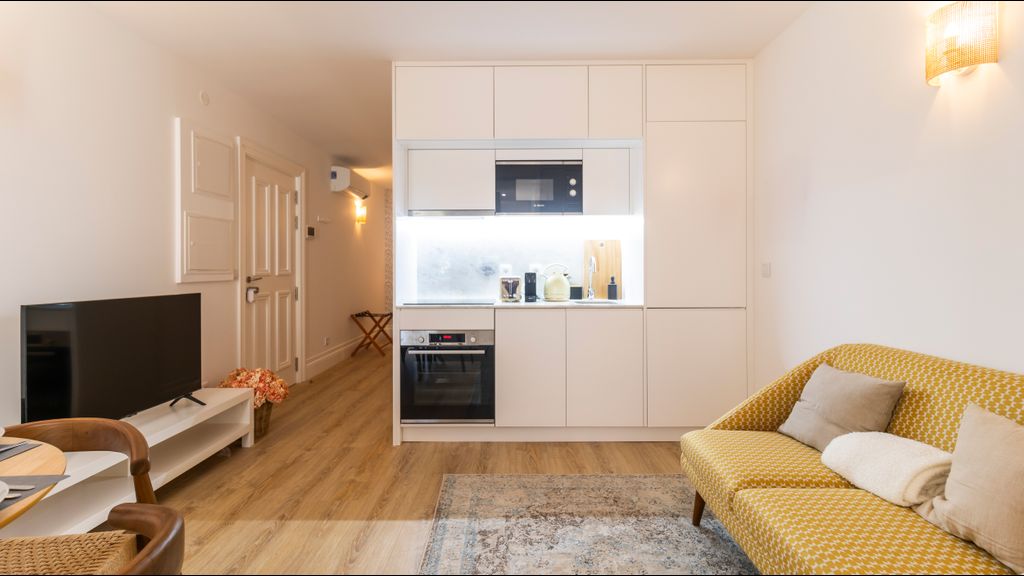 Urban House Marquês - B - by LovelyStay
