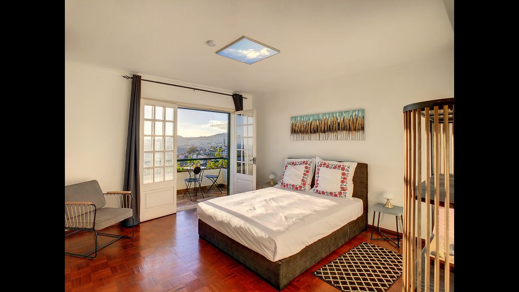 Casa Bergmann by LovelyStay