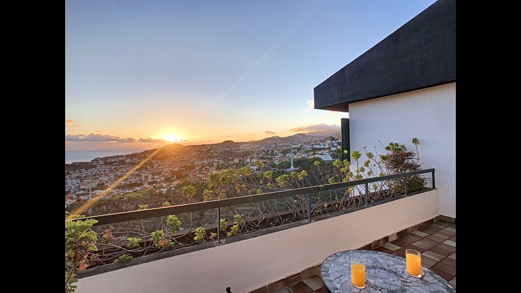 Casa Bergmann by LovelyStay
