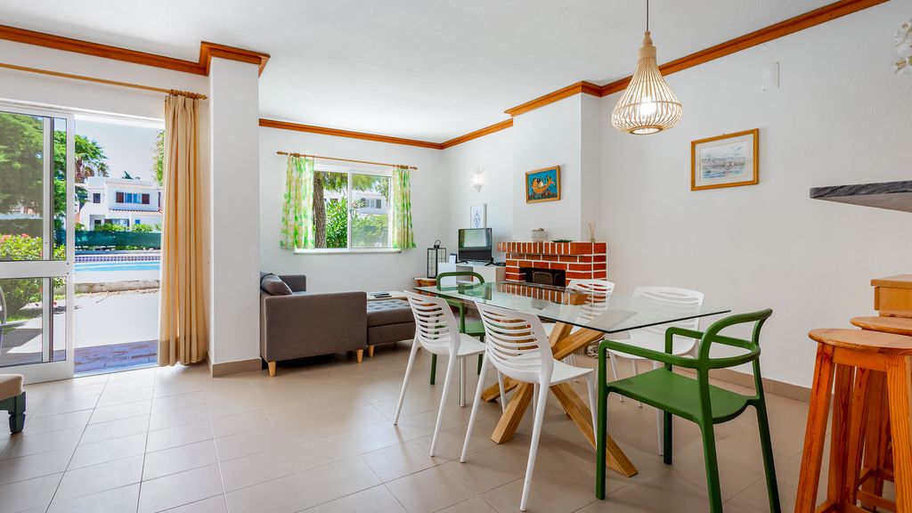 Casa Mia by LovelyStay