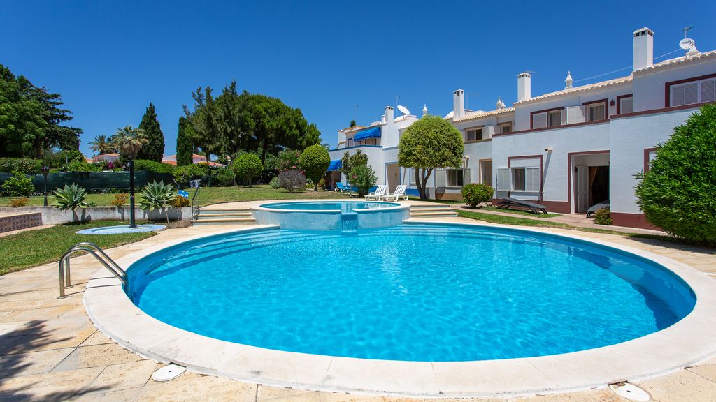 Casa Mia by LovelyStay